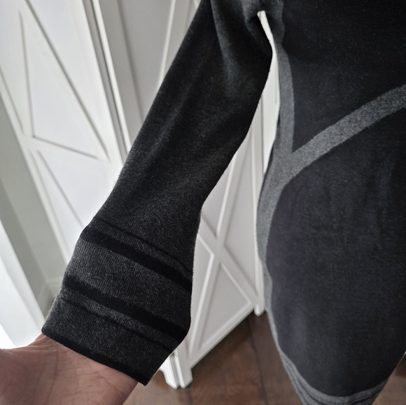 Max Studio Black and Gray Long-sleeve Midi Sweater Dress - Picture 5 of 8